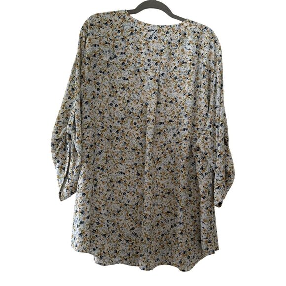 Torrid Harper Floral Blouse Womens Size 5 Lightweight V-Neck Flowy Plus Size EUC - Picture 7 of 8